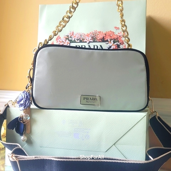 Prada - Picture 6 of 16